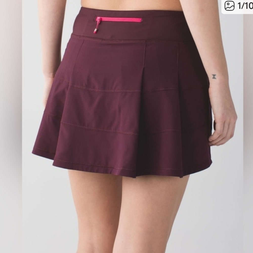 Lululemon pace Rival Mid - Rise Skirt-  Purple  Sz 6 Excellent condition